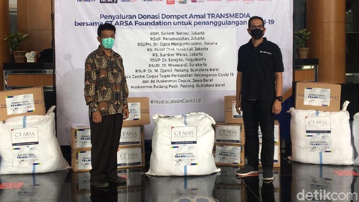 CT ARSA dan Dompet Amal TRANSMEDIA Salurkan Donasi Penanganan Corona