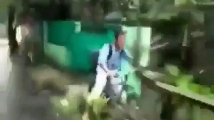 Viral Video Pemotor di Koja Dorong Anak SMP Bersepeda hingga Masuk Parit