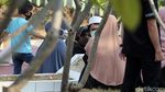 Jelang Ramadhan, Warga Bekasi Nekat Ziarah Kubur di Tengah Corona
