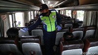 Penerapan PSBB di Jakarta ini akan diselenggarakan selama 14 hari ke depan guna memutus mata rantai penyebaran virus Corona.
