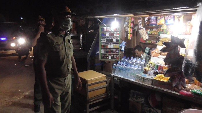 Pembubaran pedagang pasar di Polewali Mandar