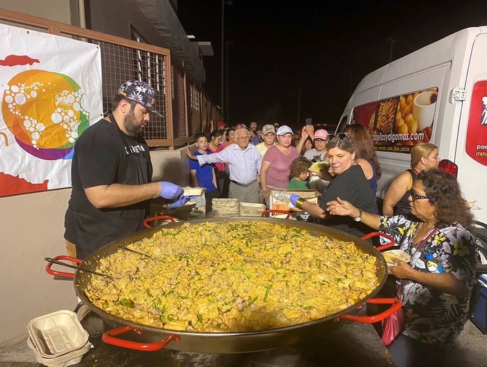 chef beri makanan gratis