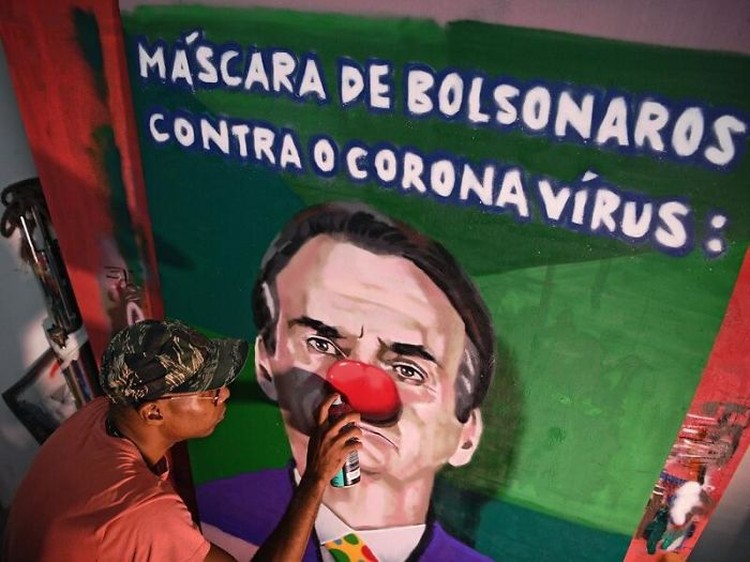 seni grafiti corona