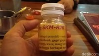 GB mengklaim obat tersebut dapat menyembuhkan pasien yang positif Corona dalam dua hari. Dia juga mengaku sudah menguji obat tersebut di labolatorium. Jika diperkenankan, GB ingin memberikannya kepada para pasien positif Corona.