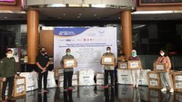 CT ARSA salurkan donasi. (Dok CT ARSA)