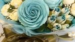 Persis Asli! 10 Karangan Bunga di Atas Kue Ini Dibuat dari Buttercream!