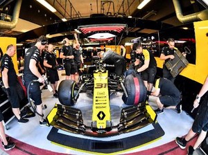 F1 2020 Ditunda Karena Corona, Renault Rumahkan Karyawan