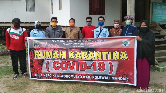 Mahasiswa Polewali Mandar ikut isolasi mandiri usai ikut PKL (Abdy Febriady/detikcom)