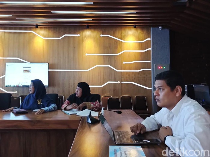Ada tambahan dua kasus positif Corona di Kota Kediri hingga total menjadi 6 orang. Keduanya termasuk kluster Asrama Haji Surabaya.