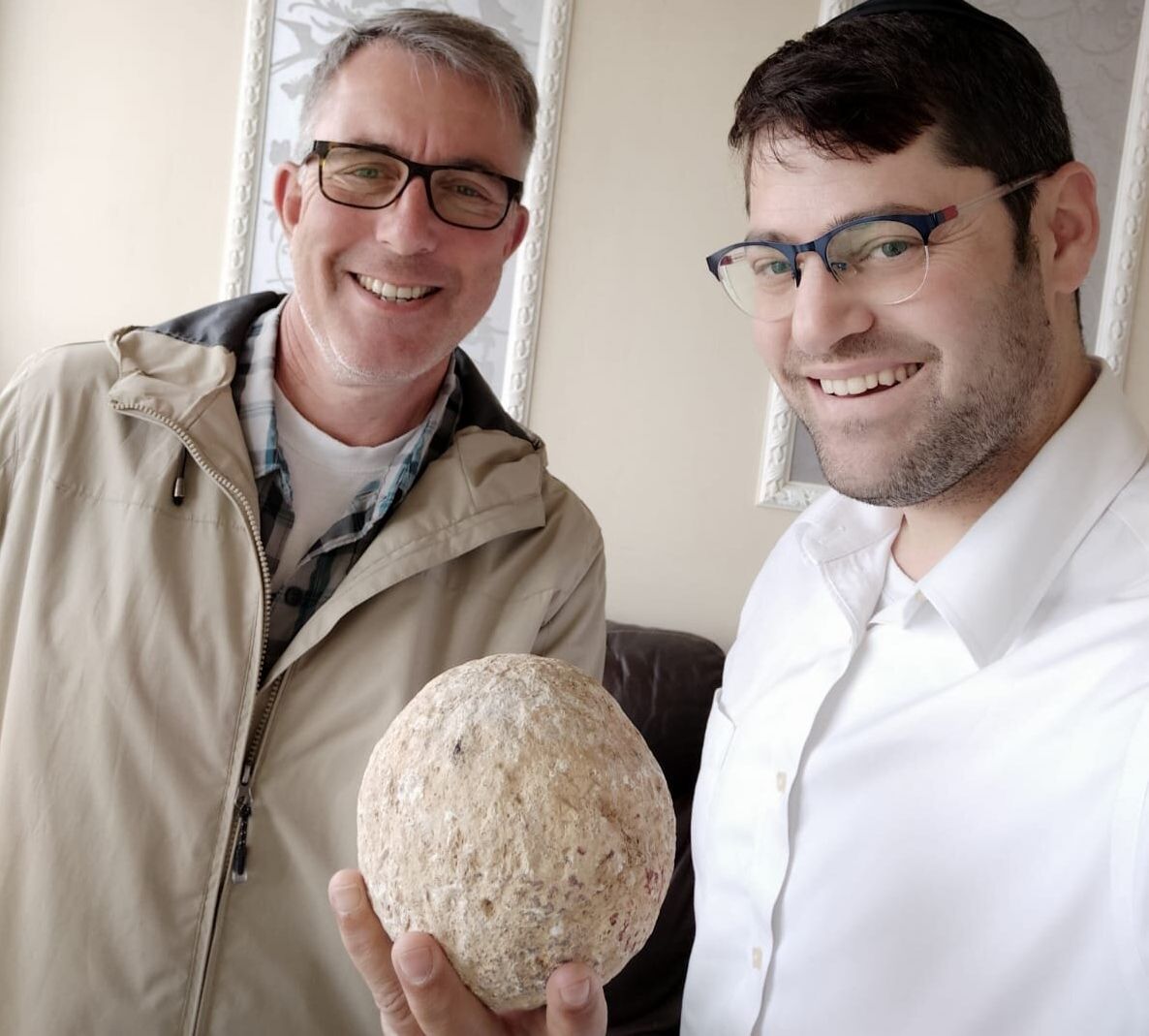 Moshe Manies dan Uzi Rotstein
