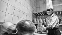 Selain bergizi, makanan yang disediakan secara gratis tersebut juga sudah lulus uji hieginis dari Dinas Kesehatan DKI Jakarta.