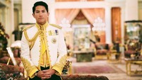Putra dari Sultan Brunei Darussalam ini menjadi perbincangan hangat netizen karena wajah tampannya. Wajah pangeran Mateen pun banyak beredar di media sosial. Foto: instagram @tmski
