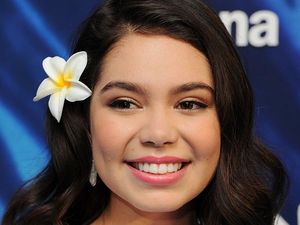 Potret Bintang Moana Aulii Cravalho yang Mengaku Biseksual