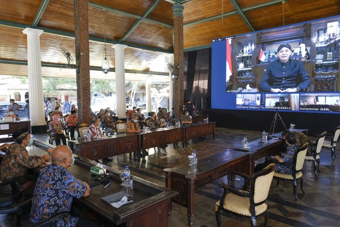 Pendirian Perusahaan Patungan dengan BUMDes di Kabupaten Rembang PT Semen Gresik memprakarsai pendirian perusahaan patungan dengan BUMDes di Kabupaten Rembang.