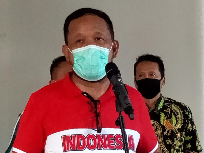 Bupati Ponorogo Ipong Muchlissoni