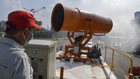 Operasi penyemprotan desinfektan ini itu merupakan operasi kemanusiaan PMI untuk membantu pemerintah dalam melakukan mitigasi dan pencegahan COVID-19.