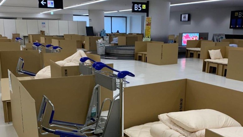kasur kardus bandara Narita kasur kardus bandara Narita