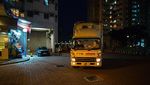 Truk Ini Dirombak Jadi Tempat Les Piano Keliling di Hong Kong
