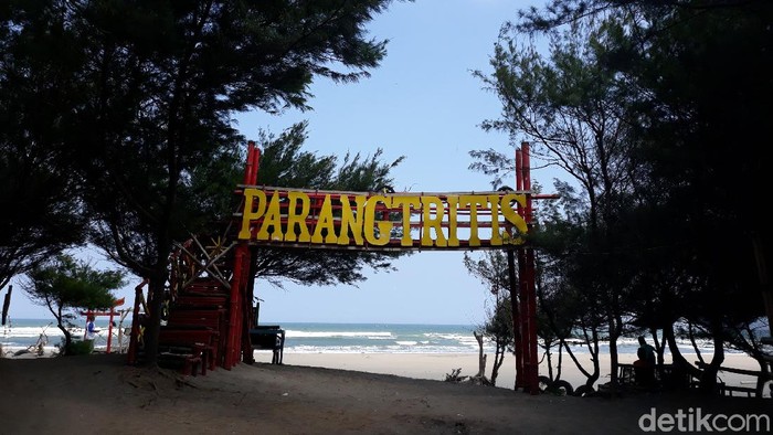 Pantai Parangtritis