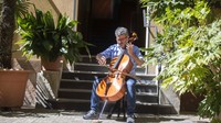 Selain berkolaborasi memainkan alat musik, musisi tersebut juga mengajak masyarakat lainnya melalui akun media sosialnya untuk memainkan alat musik atau merekam aksi mereka memainkan alat musik di rumah selama masa karantina guna mencegah penyebaran virus Corona.