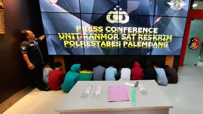 Remaja yang diamankan gara-gara tawuran di Palembang (Raja Adil-detikcom)