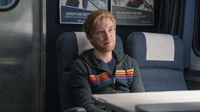 Domhnall Gleeson tentang RUN, Harry Potter, dan Sekuel Peter Rabbit