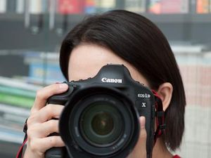 Lebih Dekat dengan Kamera DSLR Canon 1dx Mark III