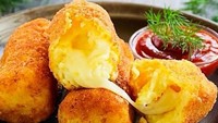 Hoki Foods merupakan online shop yang menawarkan aneka frozen food dengan beragam merek. Mulai dari camilan seperti cireng isi, panada, tahu walik, kebab isi daging, hingga ayam bumbu ungkep yang lezat. Harganya bervariasi mulai dari Rp 18.000 saja lho! FOTO: @hoki.foods