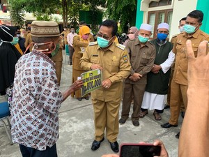 Sumbang Rp 4,9 M, Banda Aceh Beri Zakat Santri di Malaysia & Thailand