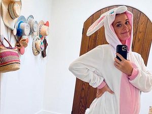 Promo Acaranya, Katy Perry Jadi Kelinci