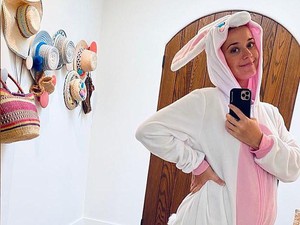 Promo Acaranya, Katy Perry Jadi Kelinci