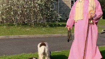 Pria ini berharap, paling tidak dirinya bisa melakukan hal kecil untuk membantu orang melewati masa sulit. Foto: jackp593 via Bored Panda