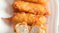 Frozen food satu ini jual aneka camilan hingga lauk yang enak. Namanya @olive_chan89 berada di kawasan Jakarta Barat. Menawarkan otak-otak goreng isi kepiting, kepiting buncit, mozarella stick, hingga risol mayonaise isi beef dan telur. Harganya mulai dari Rp 50.000 saja. FOTO: @olive_chan89