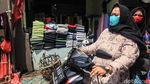 Jelang PSBB di Tangsel, Pasar Cipadu Masih Normal