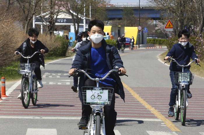 Otoritas Korea Selatan (Korsel) melaporkan sedikitnya 116 orang yang telah sembuh dari virus Corona (COVID-19), kembali dinyatakan positif.
