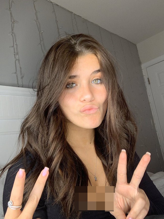 Kamu boleh marah karena apa yang saya lakukan itu bodoh, tetapi kamu tak boleh marah karena membenci saya. Kebencian yang saya terima saat ini benar-benar sulit untuk ditangani, dan itu juga datang pada teman dan keluarga saya, yang sama sekali tidak dapat diterima, karena itu adalah kesalahan saya dan bukan kesalahan mereka, ujar Nessa Barrett. Foto: Instagram