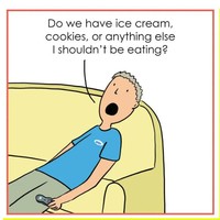 Terlalu bosan dan tidak memiliki pekerjaan untuk dilakukan bisa membuat kita hanya memikirkan makanan, makanan, dan makanan. Tidak heran jika kemudian kamu jadi lebih sering makan makanan yang seharusnya tidak kamu makan dan memperoleh berat badan tambahan selama isolasi diri di rumah.  Foto: Facebook Hedger Humor