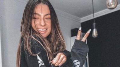 9 Foto Influencer yang Ketahuan Gagal Edit, Mana yang Paling Bikin Shock?