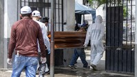 Negara di Amerika Tengah ini benar-benar babak belur dihajar virus Corona. Pemandangan menyeramkan terlihat di berbagai sudut kota gara-gara pandemi COVID-19