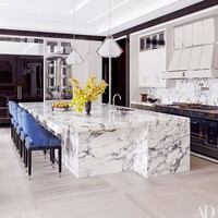 Rumah Drake punya kesan mal-mal mewah yang kamu harus lewati di antara hotel-hotel atau kasino-kasino di Vegas, tulis @alyssavingan. Foto: Instagram @champagnepapi