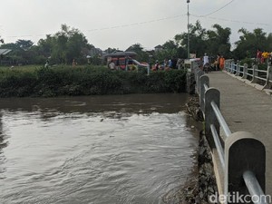 3 Remaja Nekat Renang di Sungai Sadar Mojokerto, Satu Hilang Terseret Arus