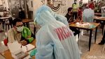 Tim Gabungan di Surabaya Bubarkan Pusat Keramaian