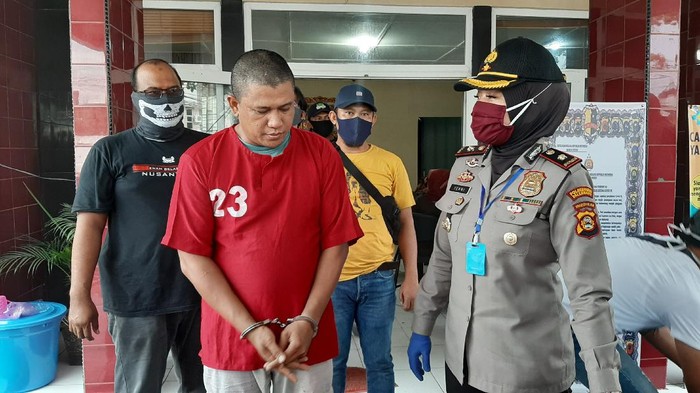 Buser Gadungan Ditangkap Usai Rampas Motor dan Tipu Warga Palembang (Foto: Raja Adil/detikcom)