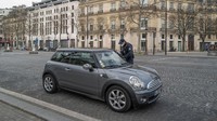 Macron mengatakan masa lockdown akan dikurangi bila warga Perancis mentaati aturan yang sudah ditetapkan pemerintah. Serta melambatnya angka penyebaran virus Corona. Veronique de Viguerie/Getty Images.