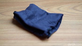 Disertakan pula pouch untuk menyimpan pompa digital elektrik ini. Foto: Adi Fida Rahman