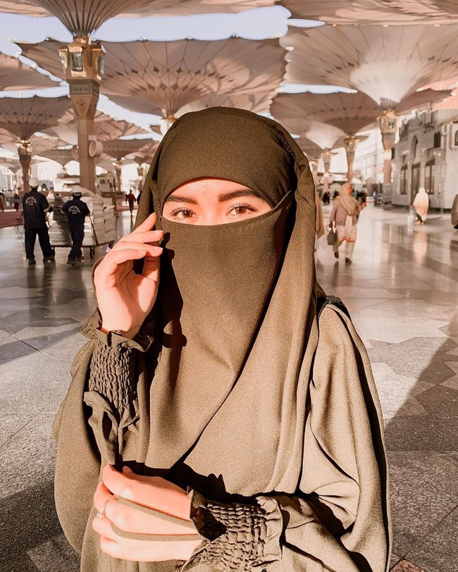 Wafiq Malik dari pasagan Mansyardin Malik dan Nurbaity, Wafiq merupakan anak ketiga dari empat orang bersaudara dan satu-satunya anak perempuan. Dia memiliki kakak dan adik laki-laki yaitu Taqy Malik, Fatih Malik dan Muhammad Dhuha Malik. Foto: instagram @wafiq_malik