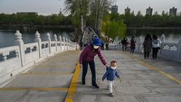 China kembali melaporkan jumlah kasus virus Corona COVID-19 dalam enam minggu terakhir ini, pada Minggu (12/4/2020) lalu. Hal ini membuat para ahli khawatir akan datangnya gelombang kedua penyakit infeksi ini lagi. Kevin Frayer/Getty Images.