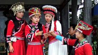 Adapun dalam perjalanannya, tradisi unik tersebut juga dilakukan oleh masyarakat di sejumlah tempat di China. Hanya saja, etnis Tujia adalah salah satu yang konsisten melakukannya (Shutetrstock)