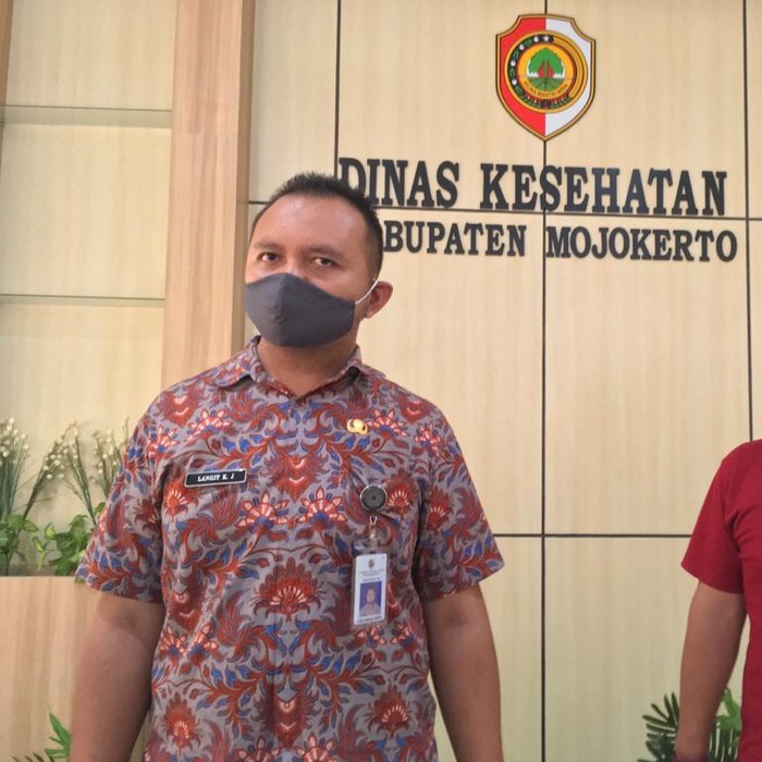 Humas Gugus Tugas Penanganan COVID-19 Kabupaten Mojokerto dr Langit Kresna Janitra