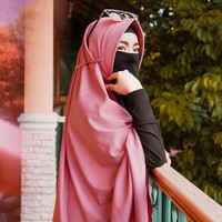 Wafiq juga sering mengunggah kata-kata bijak melalui caption di Instagram yang membuatnya menjadi panutan bagi remaja wanita muslim lainnya. Foto: instagram @wafiq_malik